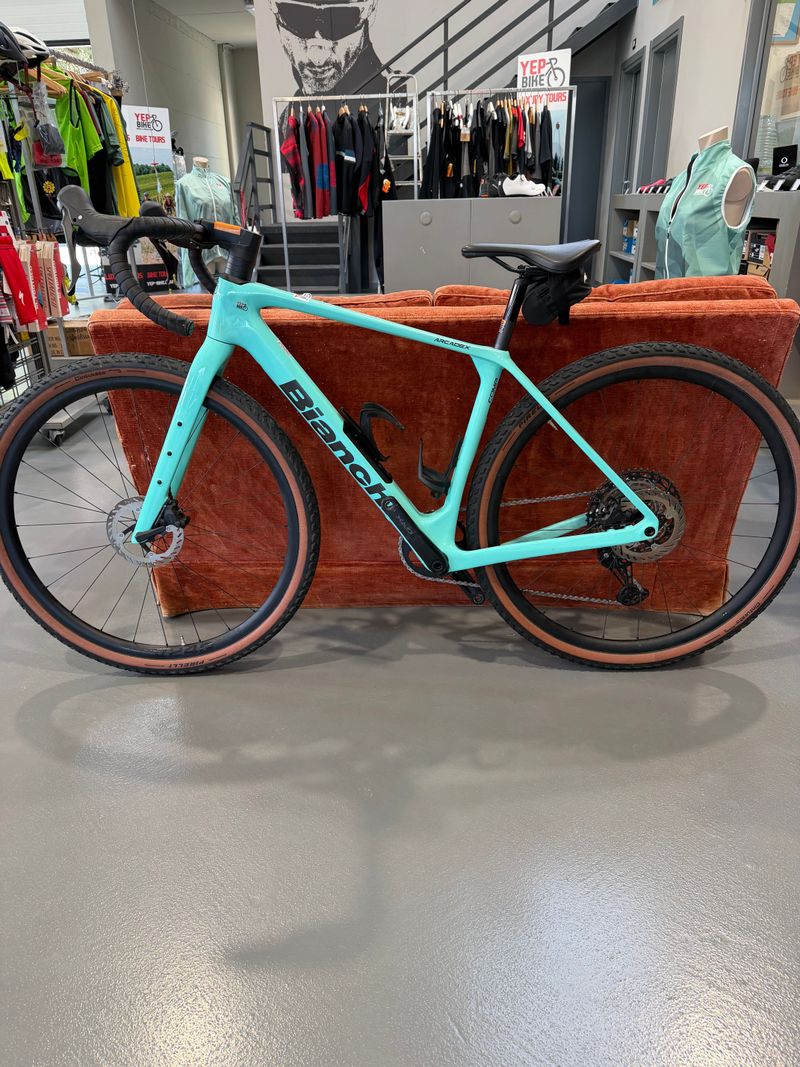 Käytetty Bianchi Arcadex COMP 2026 2026 Road & Gravel