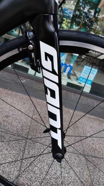 Giant Propel Advanced 1 2016 2016 Road & Gravel usato, Nero — immagine 5 di 9