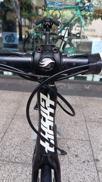 Used Giant Propel Advanced 1 2016 2016 Road & Gravel, Black — image 3 of 9