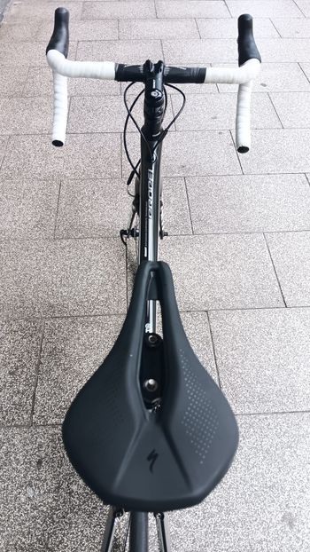 Giant Propel Advanced 1 2016 2016 Road & Gravel usato, Nero — immagine 2 di 9