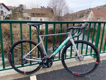 Gebrauchtes Focus IZALCO MAX DISC 8.7 2020 2020 Road & Gravel