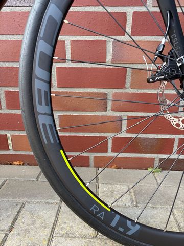 Used CUBE ATTAIN PRO 2021 2021 Road & Gravel, Black — image 5 of 9