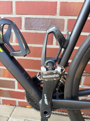 Used CUBE ATTAIN PRO 2021 2021 Road & Gravel, Black — image 8 of 9