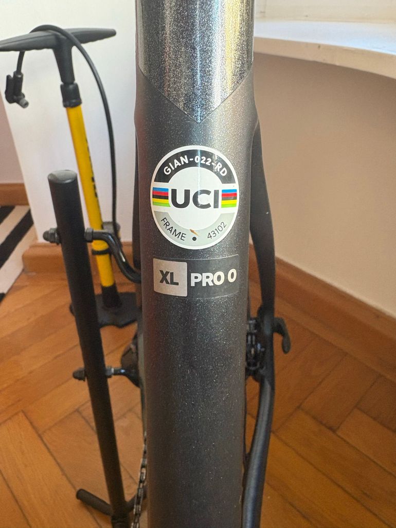 Brugt Giant Defy SRAM Rival eTap AXS 2023 Road & Gravel — billede 5 af 10