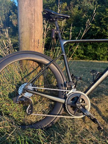 Gebrauchtes Giant Defy SRAM Rival eTap AXS 2023 Road & Gravel, Schwarz — Bild 2 von 10