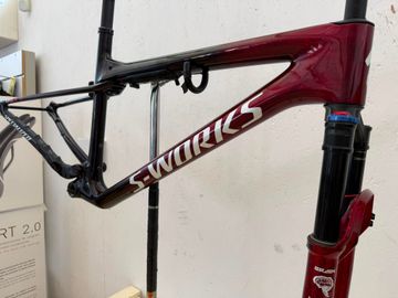 Used Specialized Epic Frameset 2024 2024 Mountainbike, Red, 29 — image 6 of 6