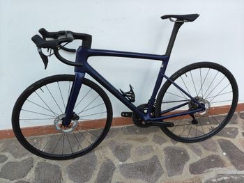 Used Specialized Custom Shimano Ultegra Di2 2026 Road & Gravel, Blue — image 3 of 10