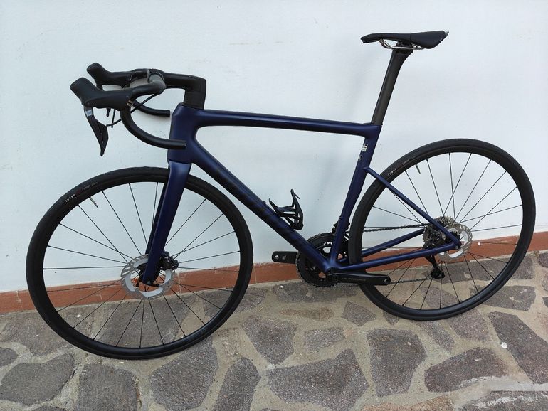 Used Specialized Custom Shimano Ultegra Di2 2026 Road & Gravel, Blue — image 3 of 10