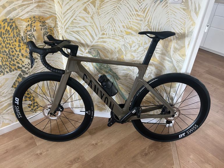 Brugt Canyon Aeroad CF SLX 8 Di2 2026 2026 Road & Gravel — billede 2 af 3