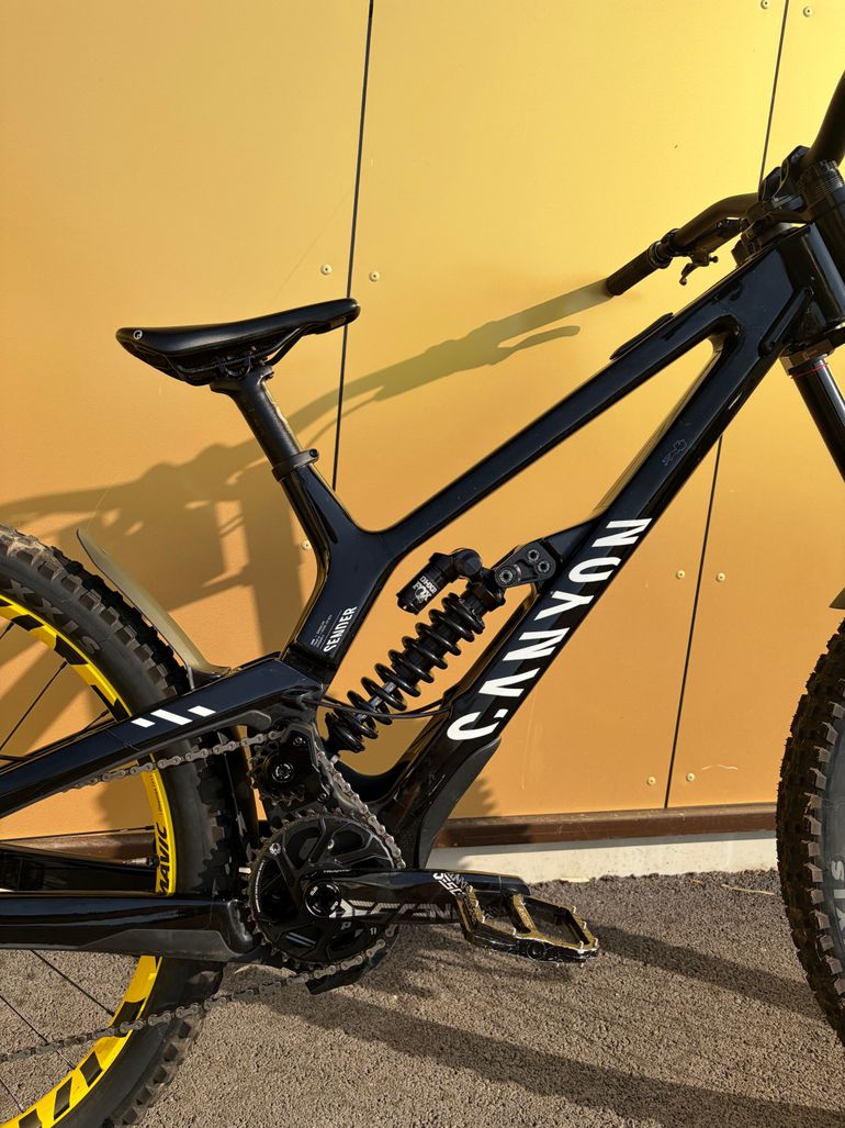 Brugt Canyon Sender CFR Team 2025 2025 Mountainbike — billede 13 af 18
