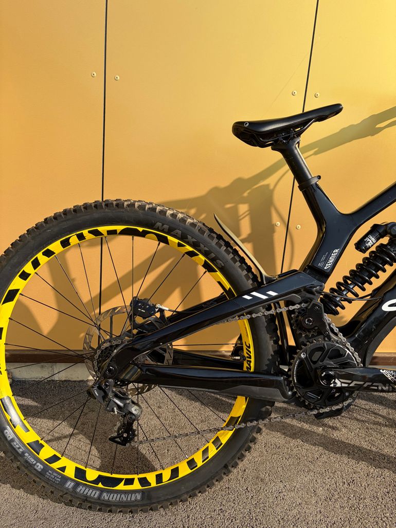 Brugt Canyon Sender CFR Team 2025 2025 Mountainbike — billede 14 af 18