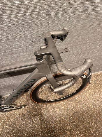 Brugt Canyon Aeroad CFR AXS 2024 2024 Road & Gravel — billede 6 af 19