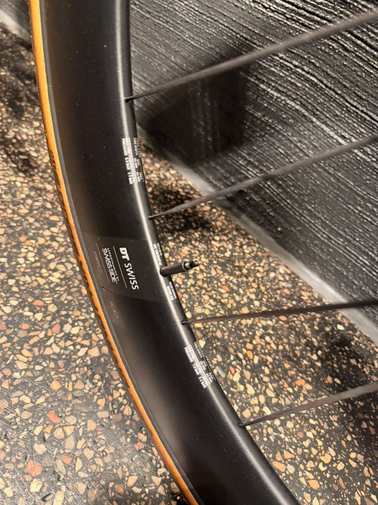 Brugt Canyon Aeroad CFR AXS 2024 2024 Road & Gravel — billede 9 af 19