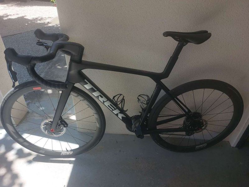 Used Trek Madone SRAM Force eTap AXS 2025 Road & Gravel