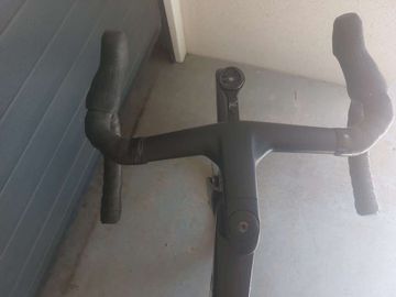 Used Trek Madone SRAM Force eTap AXS 2025 Road & Gravel, Black — image 4 of 5