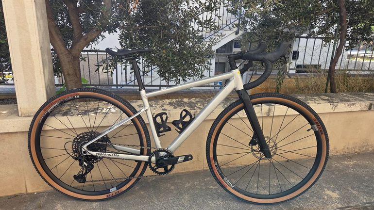 Brugt BMC URS AL ONE 2025 2025 Road & Gravel — billede 1 af 13