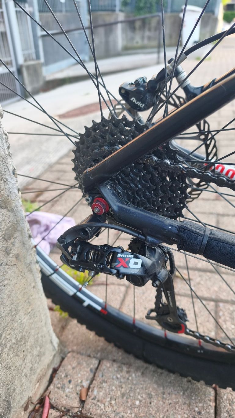 Used Cannondale Flash SRAM Red eTap 2013 Mountainbike, White — image 9 of 16