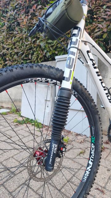 Gebrauchtes Cannondale Flash SRAM Red eTap 2013 Mountainbike, Weiß — Bild 4 von 16