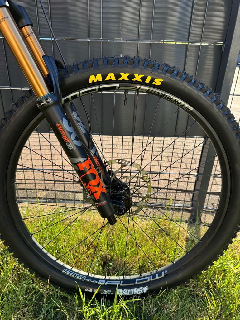 Used Propain Tyee SRAM GX 2021 Mountainbike, Black — image 8 of 16