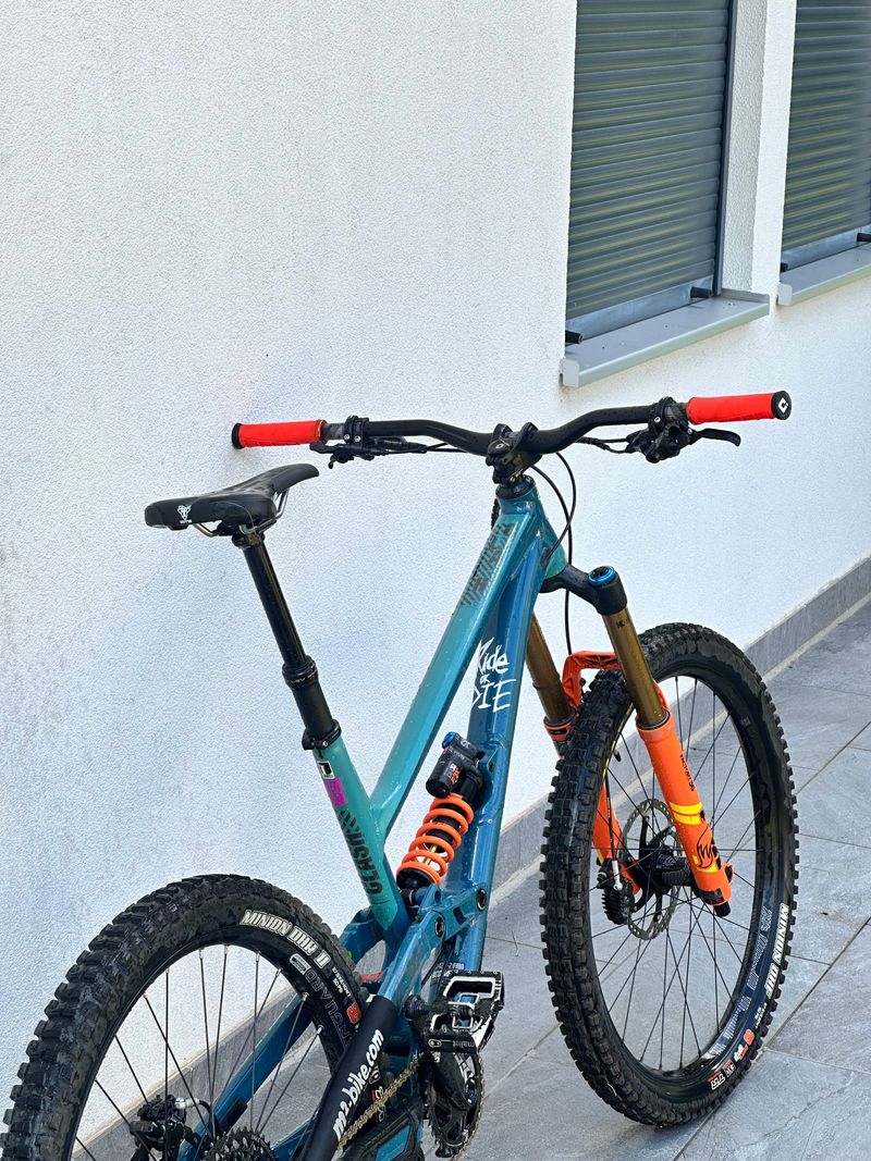 Used Commencal CLASH SIGNATURE 2019 2019 MTB