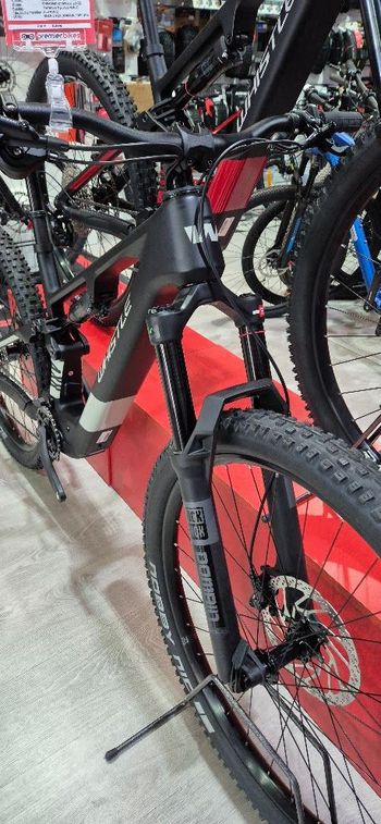 Brugt Whistle AXR C6.7 2026 Mountainbike — billede 17 af 23