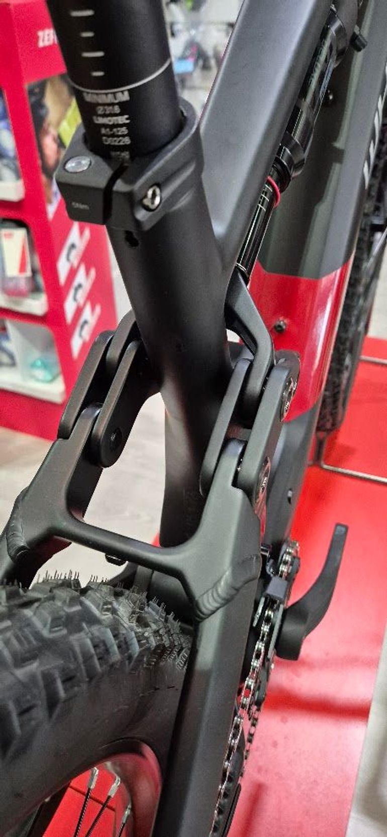 Brugt Whistle AXR C6.7 2026 Mountainbike — billede 22 af 23