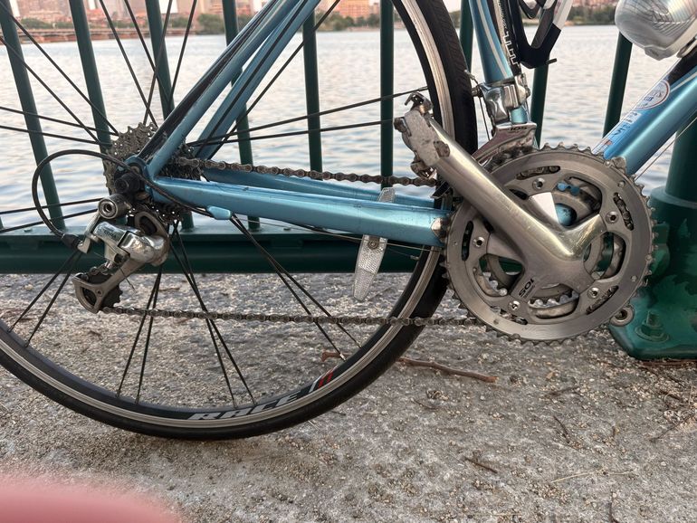 Used Trek Madone 4.5 WSD 2008 2008 Road & Gravel, Blue — image 2 of 6