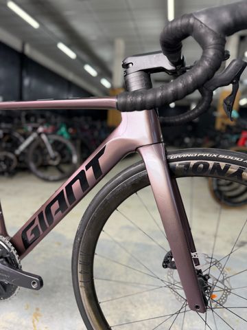 Używany Giant Propel Advanced Di2 2023 2023 Road & Gravel — zdjęcie 6 z 24