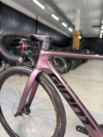 Używany Giant Propel Advanced Di2 2023 2023 Road & Gravel — zdjęcie 20 z 24