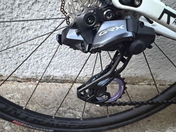Used Bigrock Custom Shimano GRX Di2 2026 Road & Gravel, White — image 5 of 26