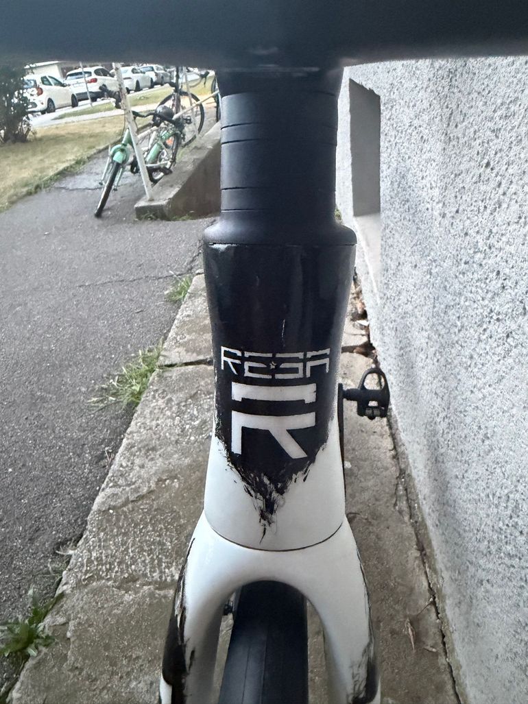 Used Bigrock Custom Shimano GRX Di2 2026 Road & Gravel, White — image 11 of 26