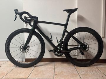 Käytetty Specialized Tarmac SRAM Red eTap AXS 2021 Road & Gravel