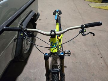Used Lapierre Spicy 327 2018 2018 Mountainbike, Green — image 11 of 11