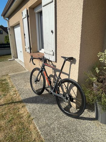 Brugt BMC Teammachine SLR TWO 2025 2025 Road & Gravel — billede 6 af 9