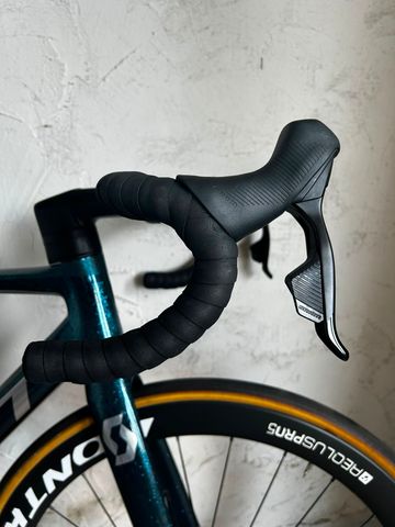 Scott Addict RC SRAM Rival eTap AXS 2022 Road & Gravel d'occasion — image 6 sur 11