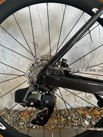 Brugt Scott Addict RC Pro 2024 2024 Road & Gravel — billede 4 af 8