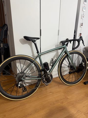 Used Specialized Aethos 2 2026 Road & Gravel, Green — image 1 of 6