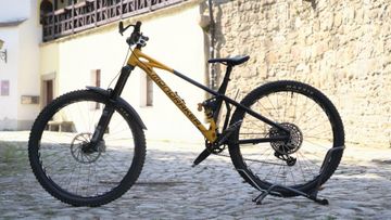 Mondraker SUPERFOXY XR 2024 2024 Mountainbike usato, Arancione — immagine 2 di 3