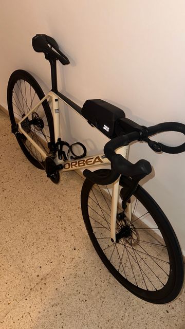Brugt Orbea ORCA M31eTEAM 2024 2024 Road & Gravel — billede 4 af 5