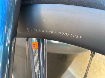 Used Giant Tcr advanced Shimano Ultegra Di2 2025 Road & Gravel, Light Gray — image 8 of 8
