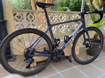 Used Giant Tcr advanced Shimano Ultegra Di2 2025 Road & Gravel, Light Gray — image 2 of 8