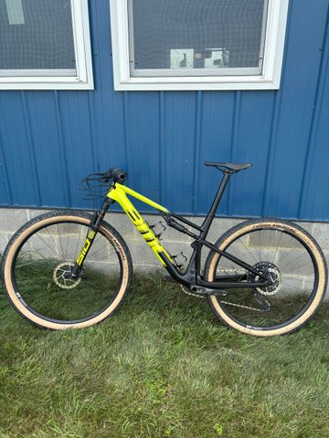 Used BMC Fourstroke 01 TWO 2023 2023 MTB