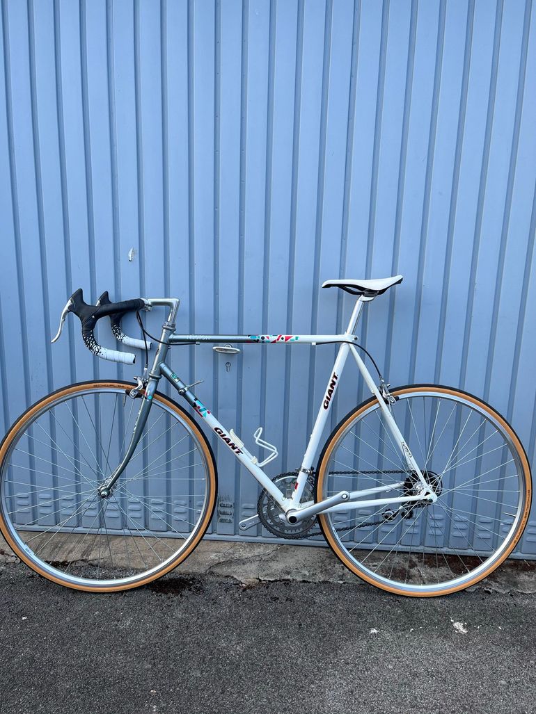 Giant Custom Other 1985 Road & Gravel usato, Bianco — immagine 2 di 22