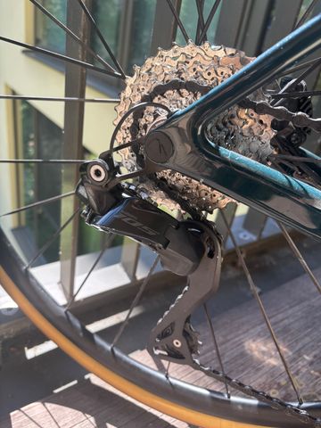 Tweedehands Canyon Ultimate CF 7 Di2 2026 2026 Road & Gravel — afbeelding 3 van 30