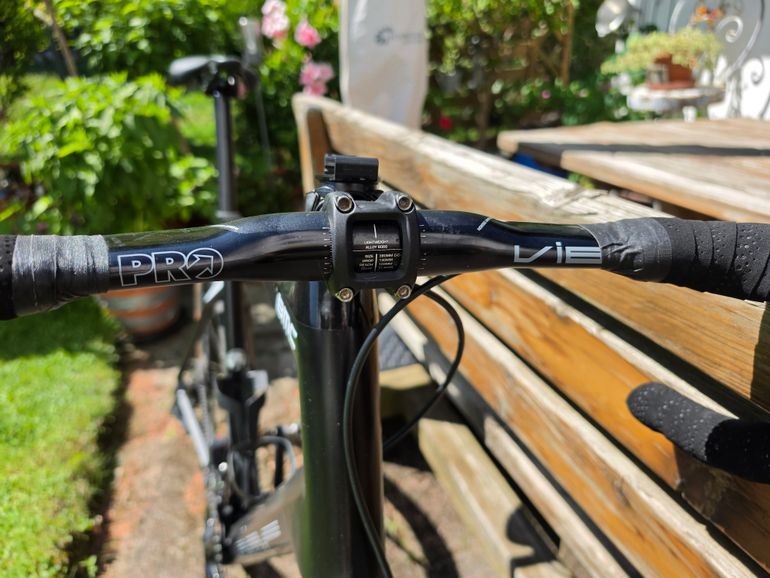 Gebrauchtes BMC Roadmachine FIVE 2023 2023 Road & Gravel, Schwarz — Bild 3 von 7