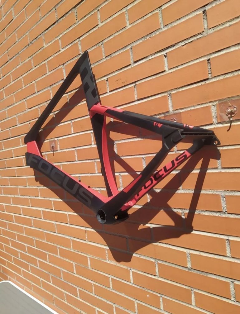 Used Focus Izalco Frameset 2016 Road & Gravel, Black — image 2 of 23