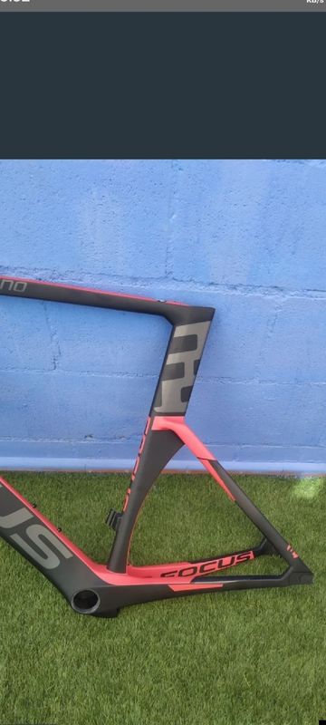 Used Focus Izalco Frameset 2016 Road & Gravel, Black — image 14 of 23
