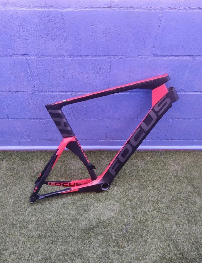 Used Focus Izalco Frameset 2016 Road & Gravel, Black — image 18 of 23