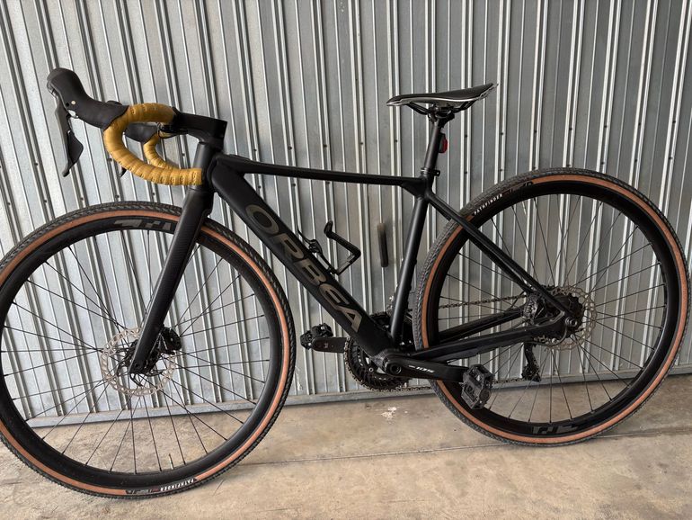Used Orbea GAIN D30 2022 2022 Road & Gravel, Black — image 2 of 5