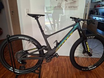 Scott spark rc world cup Custom SRAM X01 Eagle AXS 2024 Mountainbike usato, Verde — immagine 1 di 14